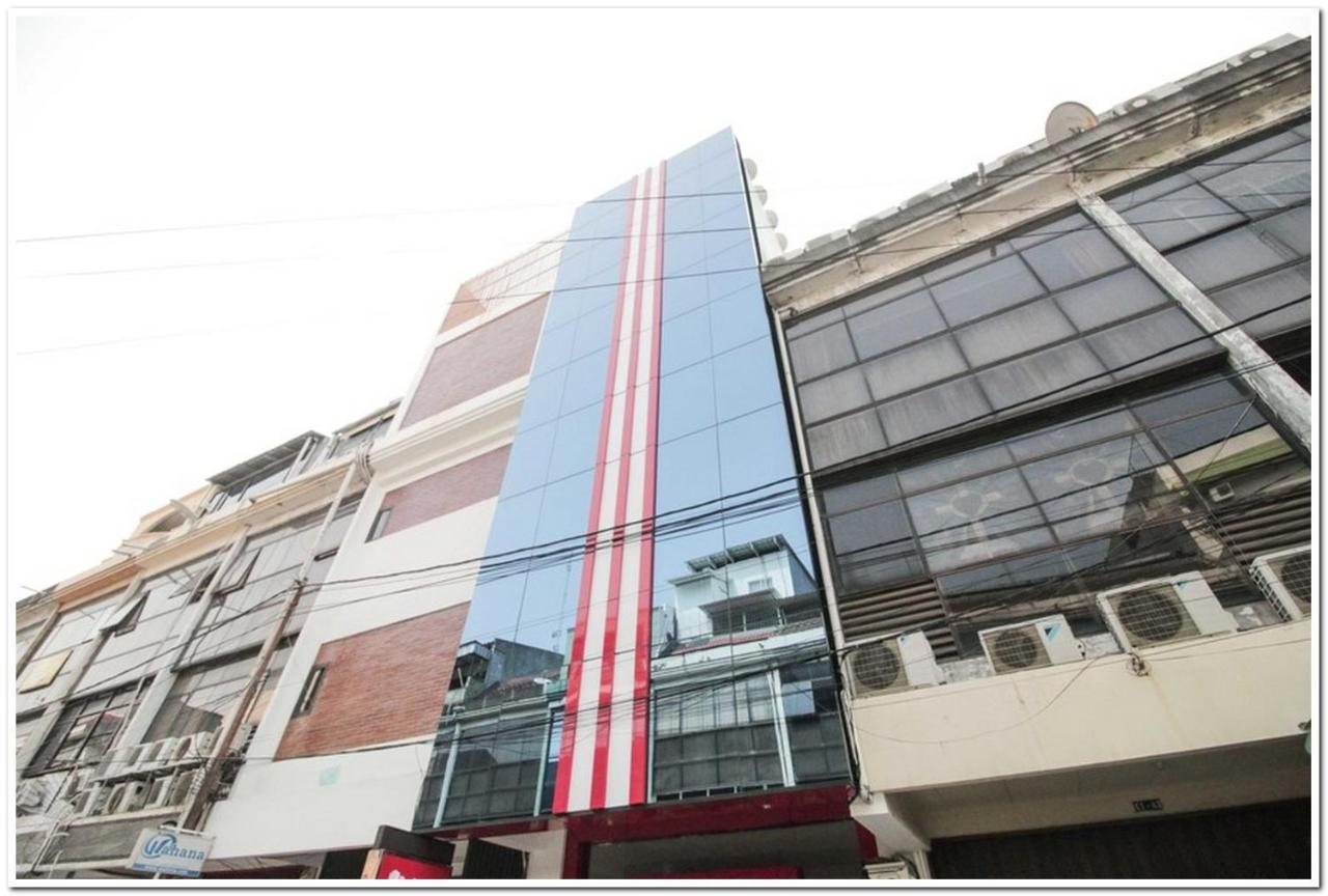 Hotel RedDoorz @ Ruko ITC Roxy Mas Dżakarta Zewnętrze zdjęcie